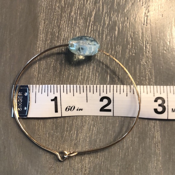 Aquamarine stone in a gold filled cuff bracelet - Picture 6 of 9